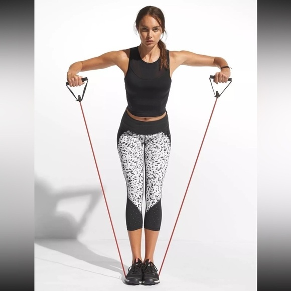 Athleta Printed Stealth TruCool Capri, Size XXS - Picture 3 of 12